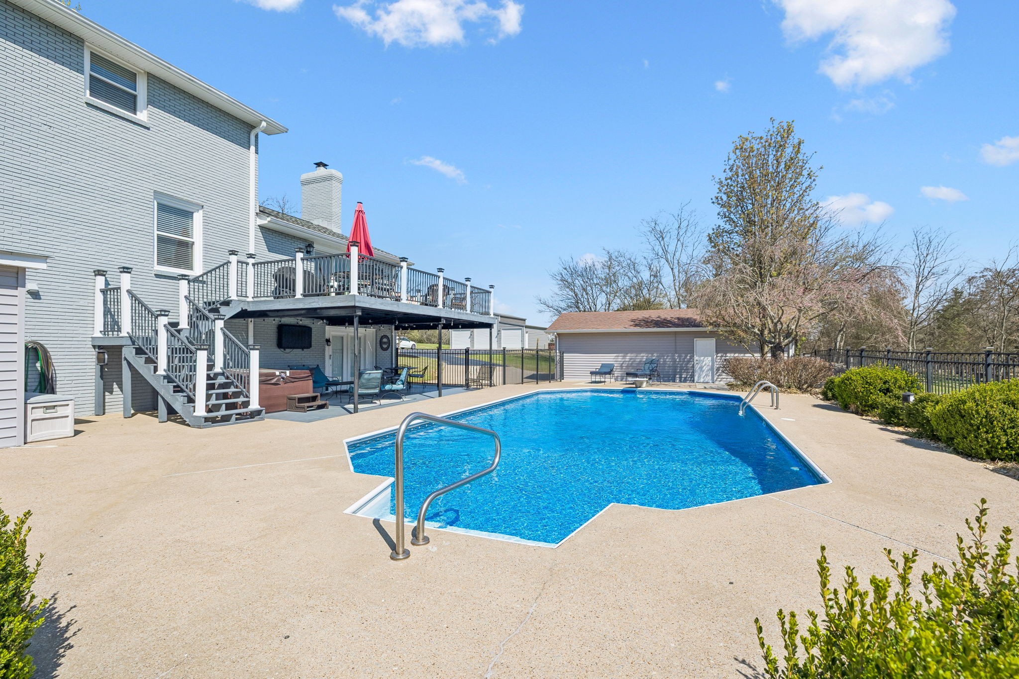 9469 Christiana Fosterville Road