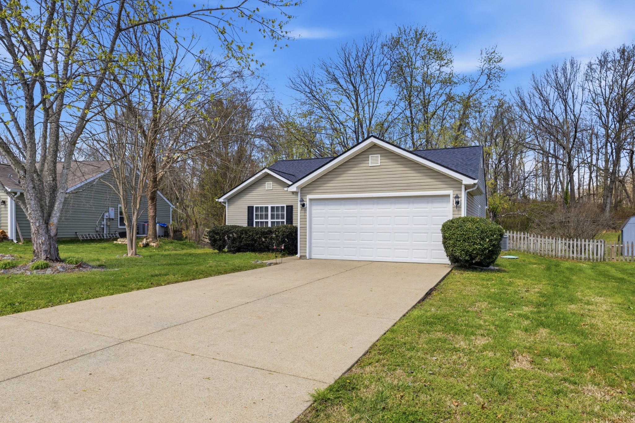 1013 Chelsea Dr