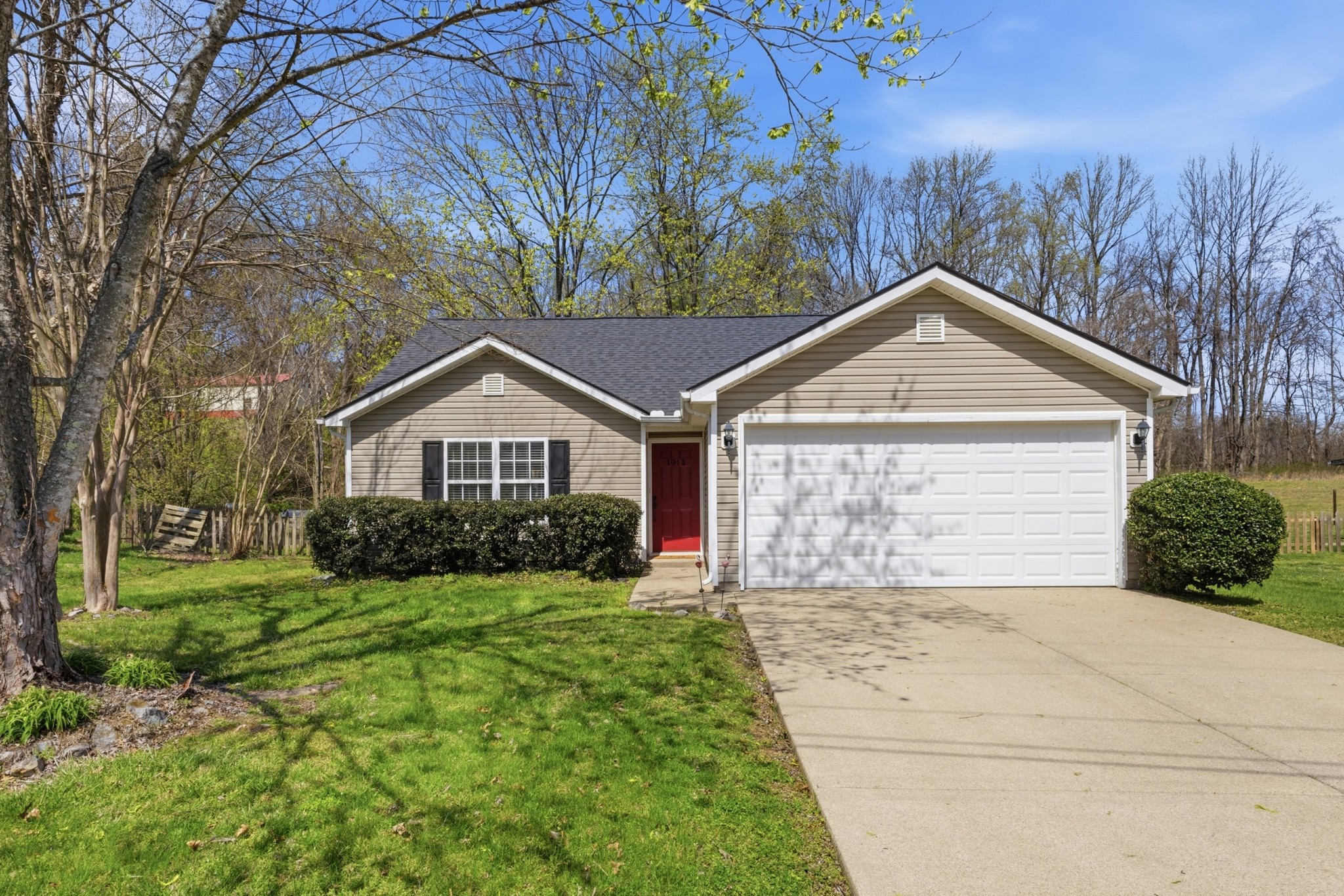 1013 Chelsea Dr