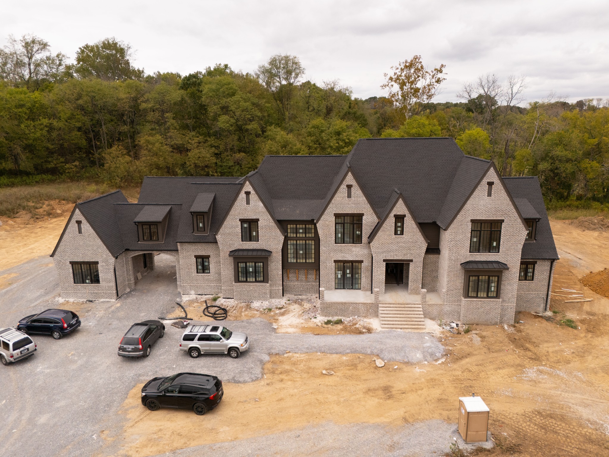 7019 Belcastle Lane