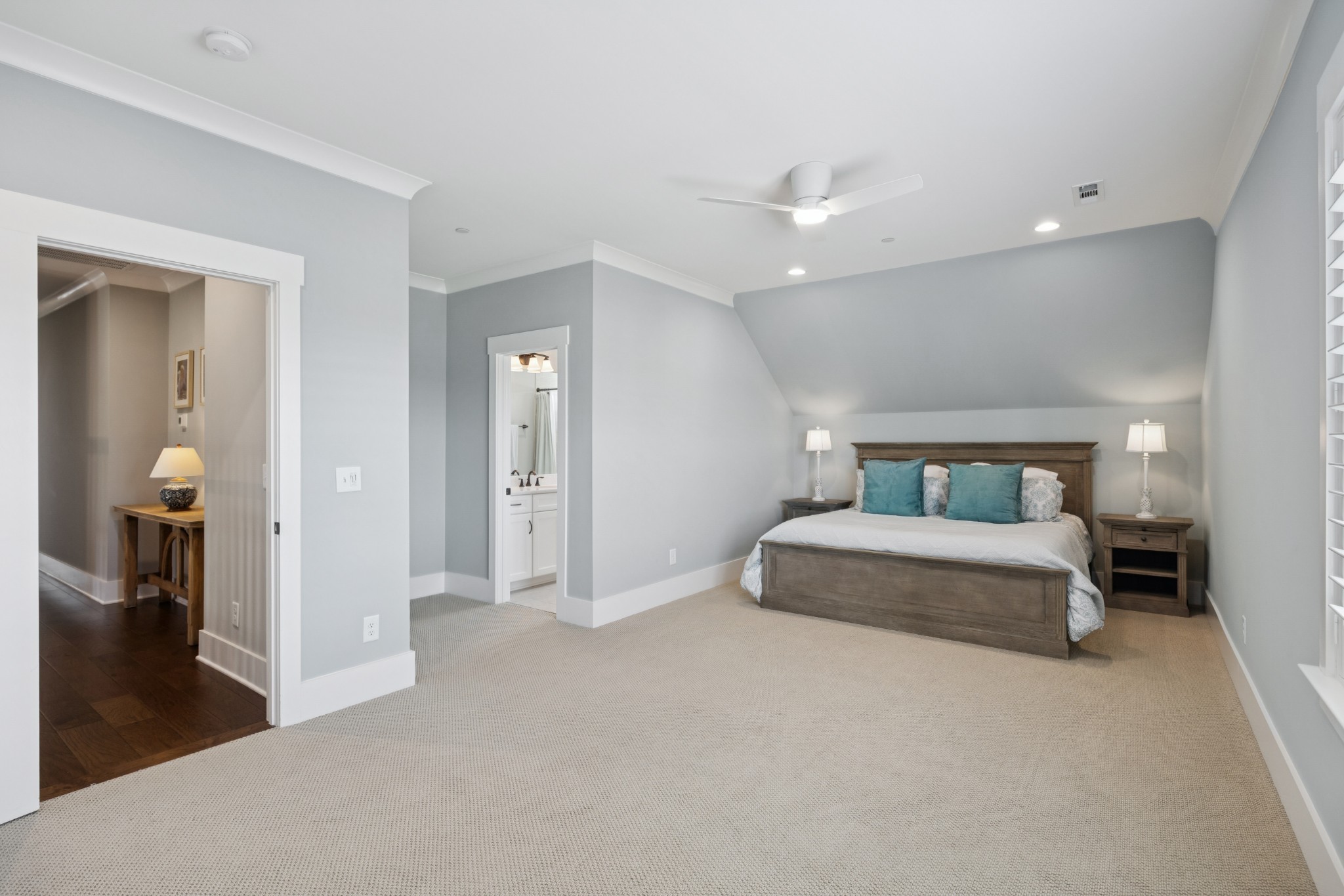 238 Bishops Gate Dr