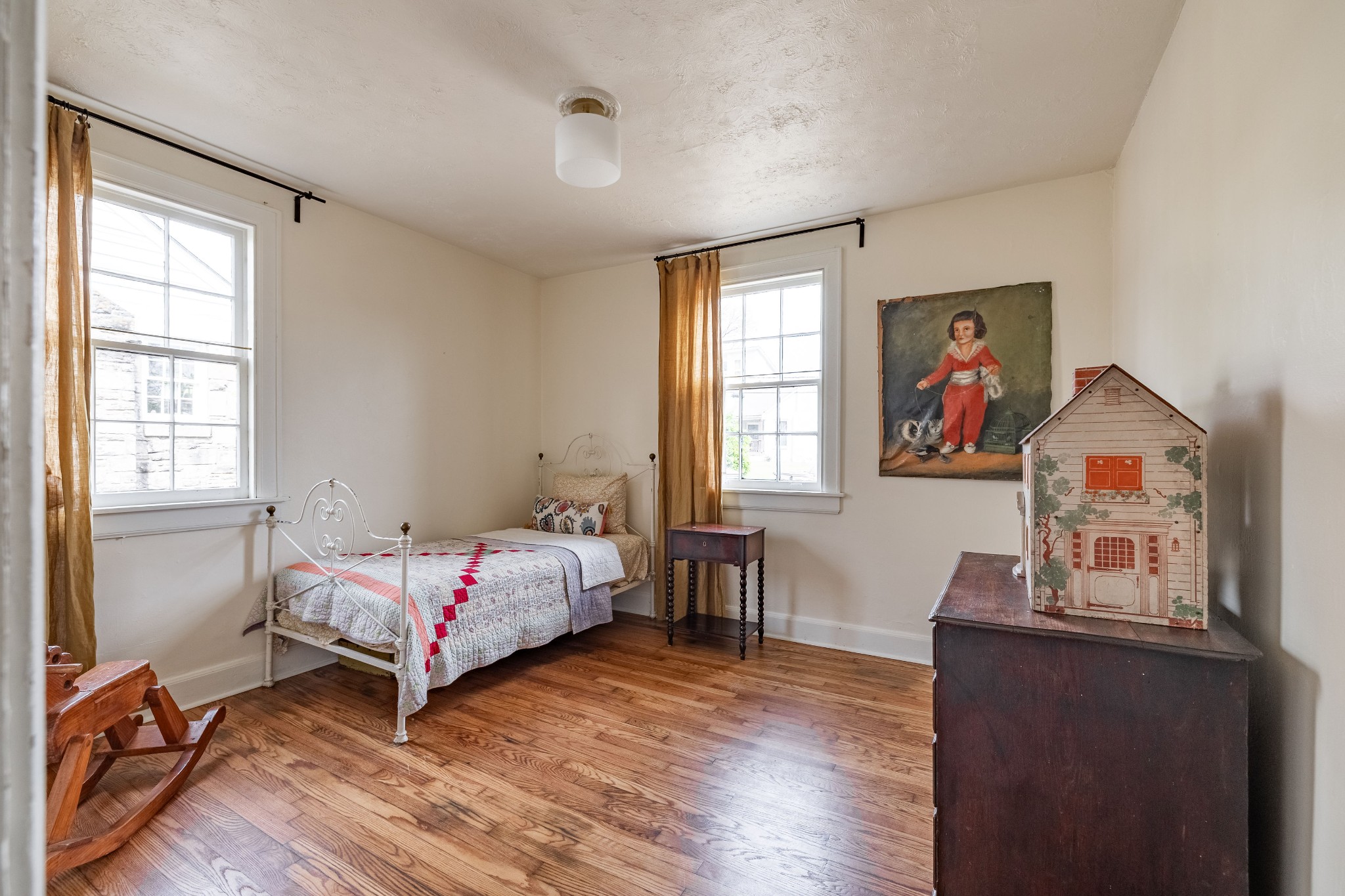 1809 Neal Terrace
