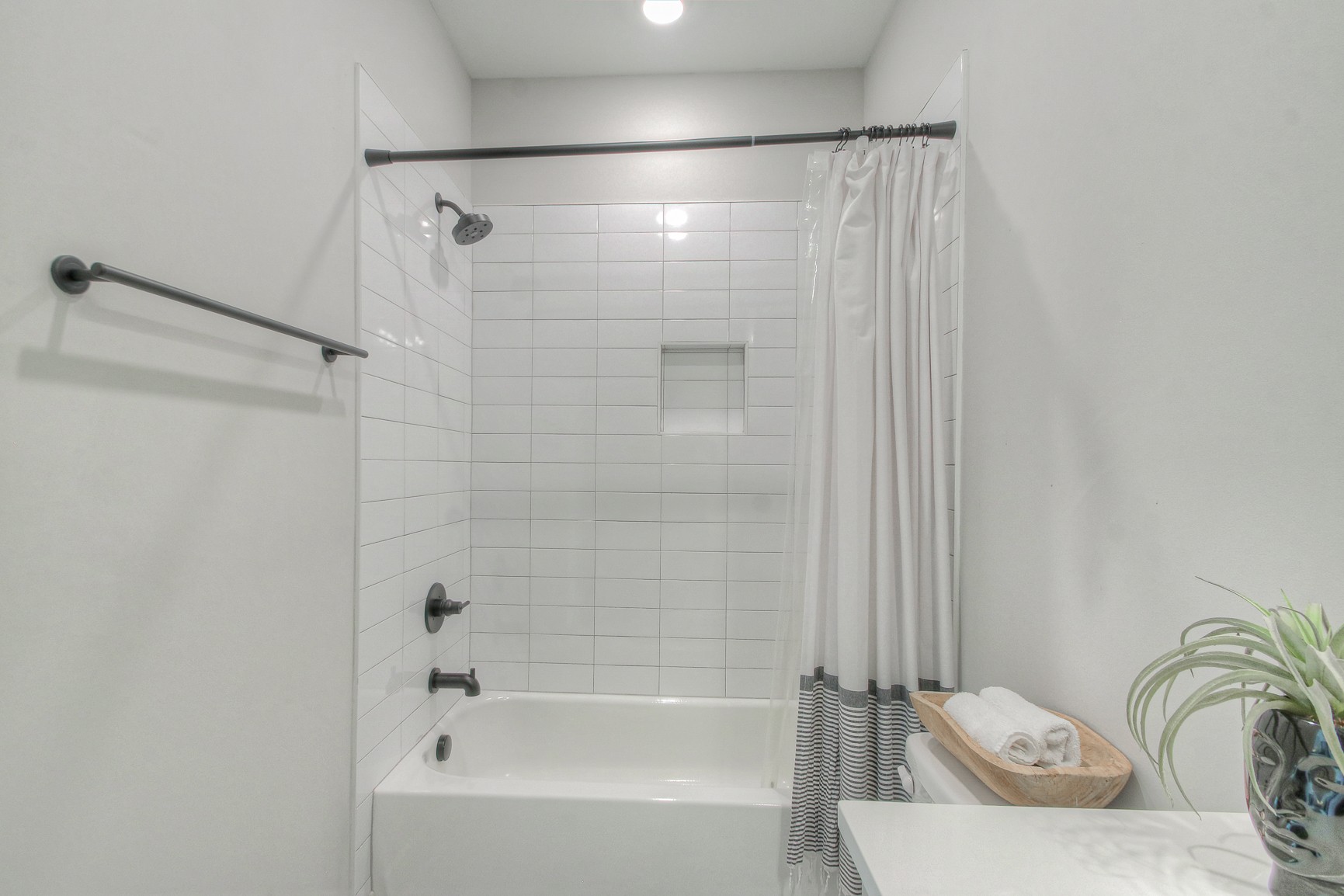 801 Cherokee Ave Unit: 7