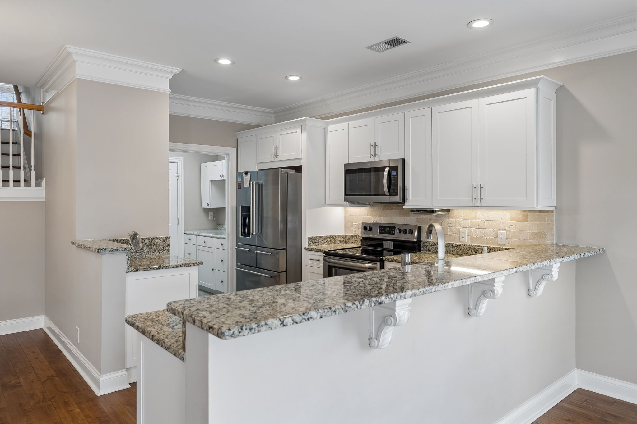 1075 Isaac Franklin Dr