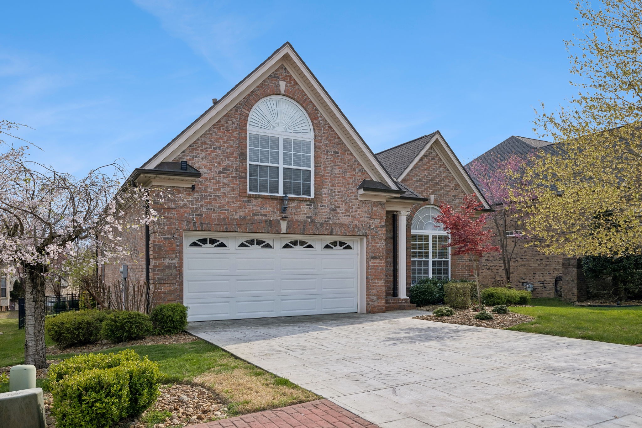 1075 Isaac Franklin Dr