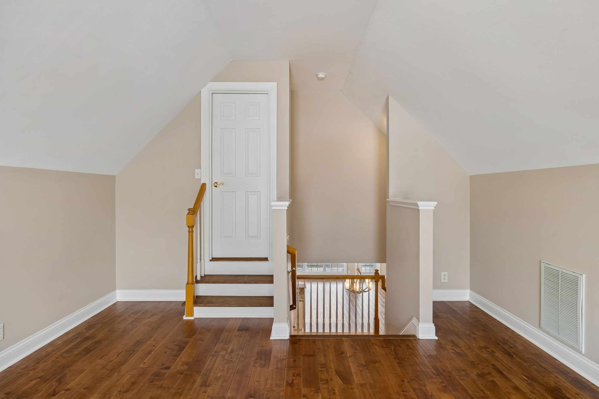 1075 Isaac Franklin Dr