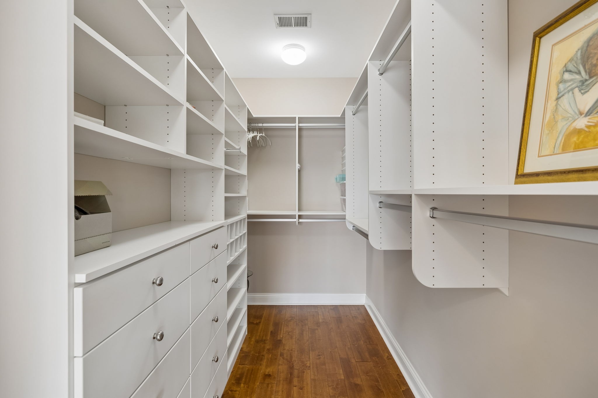 1075 Isaac Franklin Dr