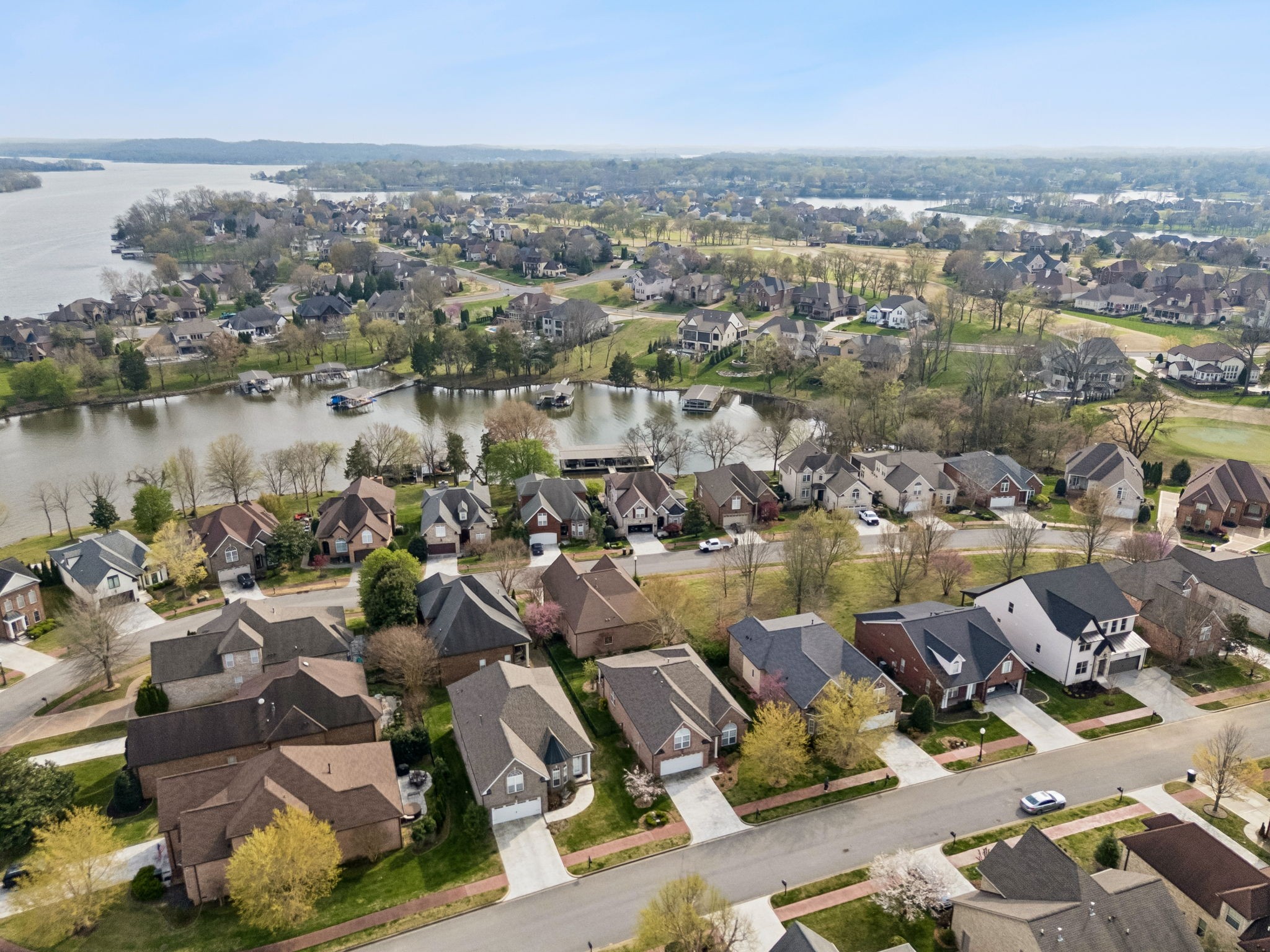 1075 Isaac Franklin Dr