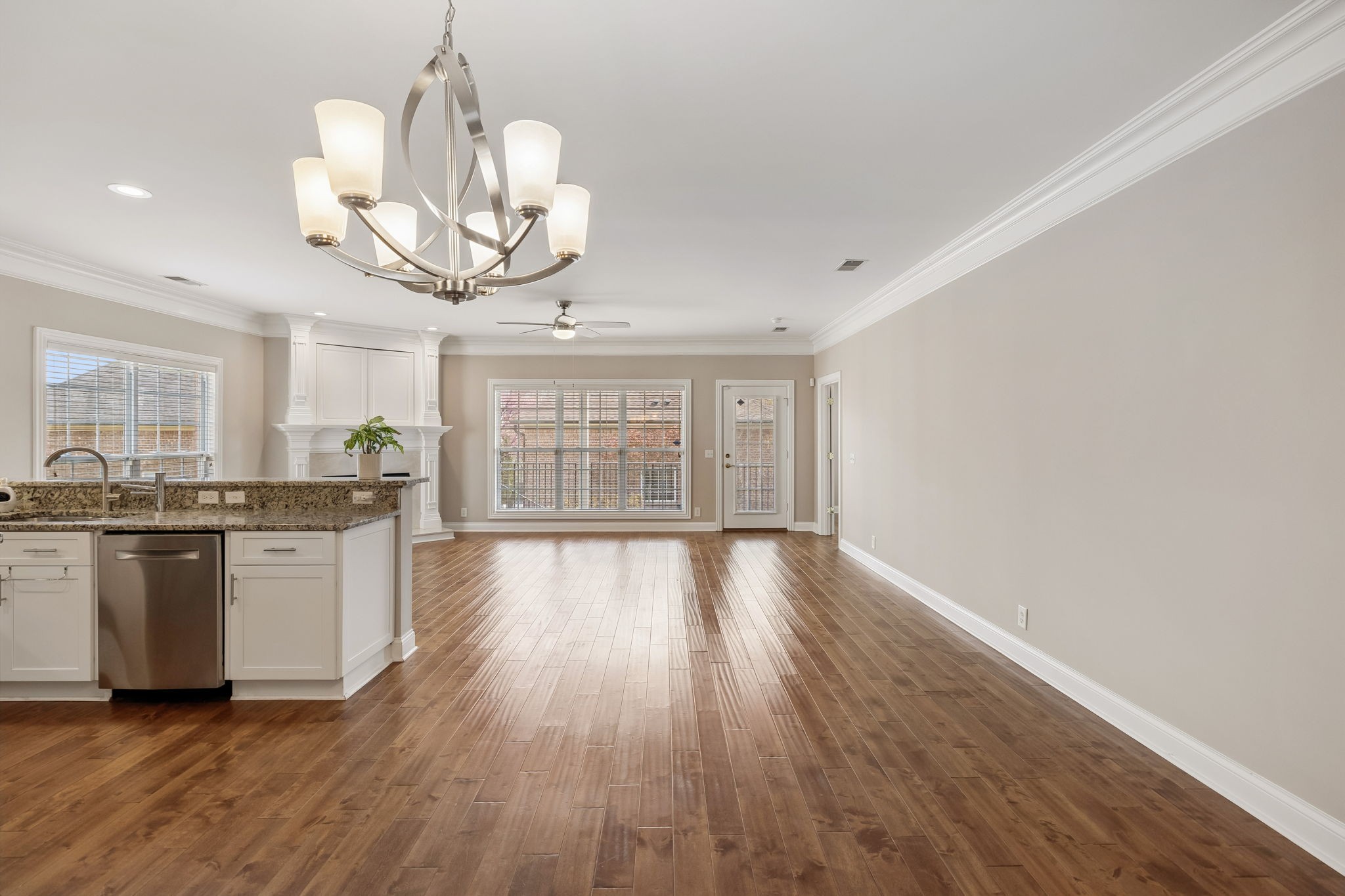 1075 Isaac Franklin Dr