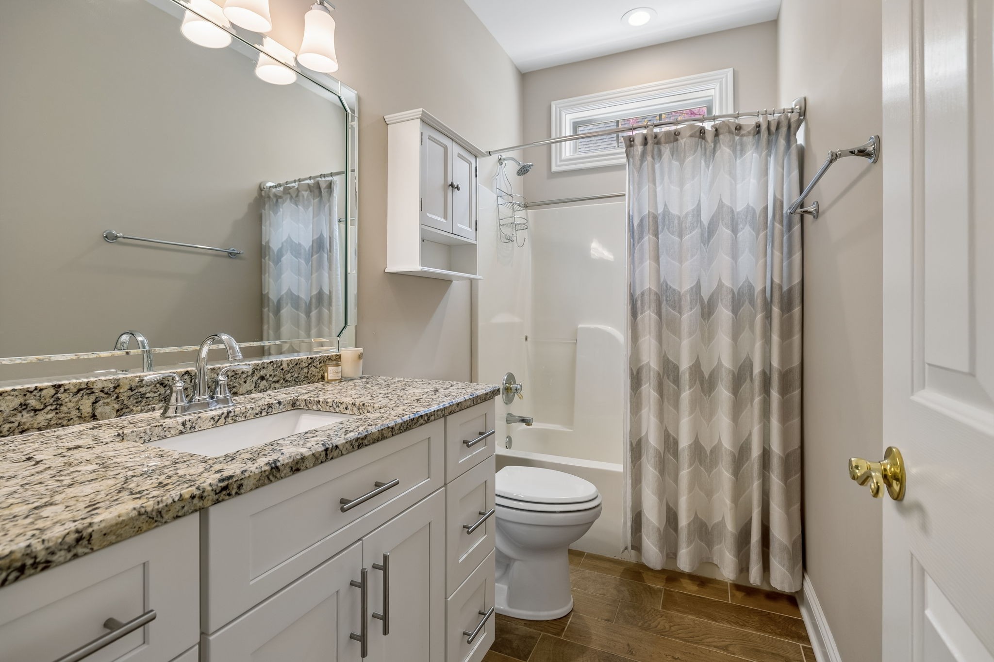 1075 Isaac Franklin Dr