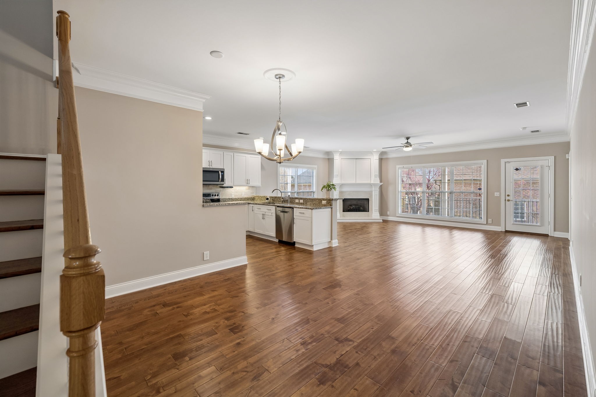 1075 Isaac Franklin Dr