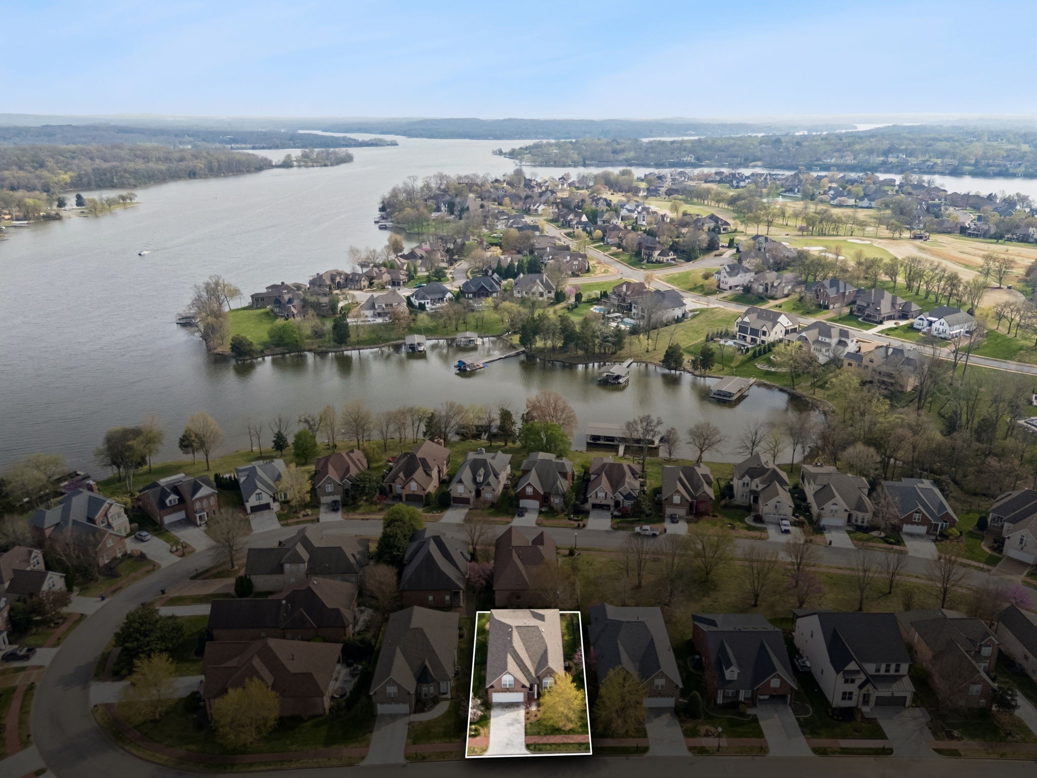 1075 Isaac Franklin Dr