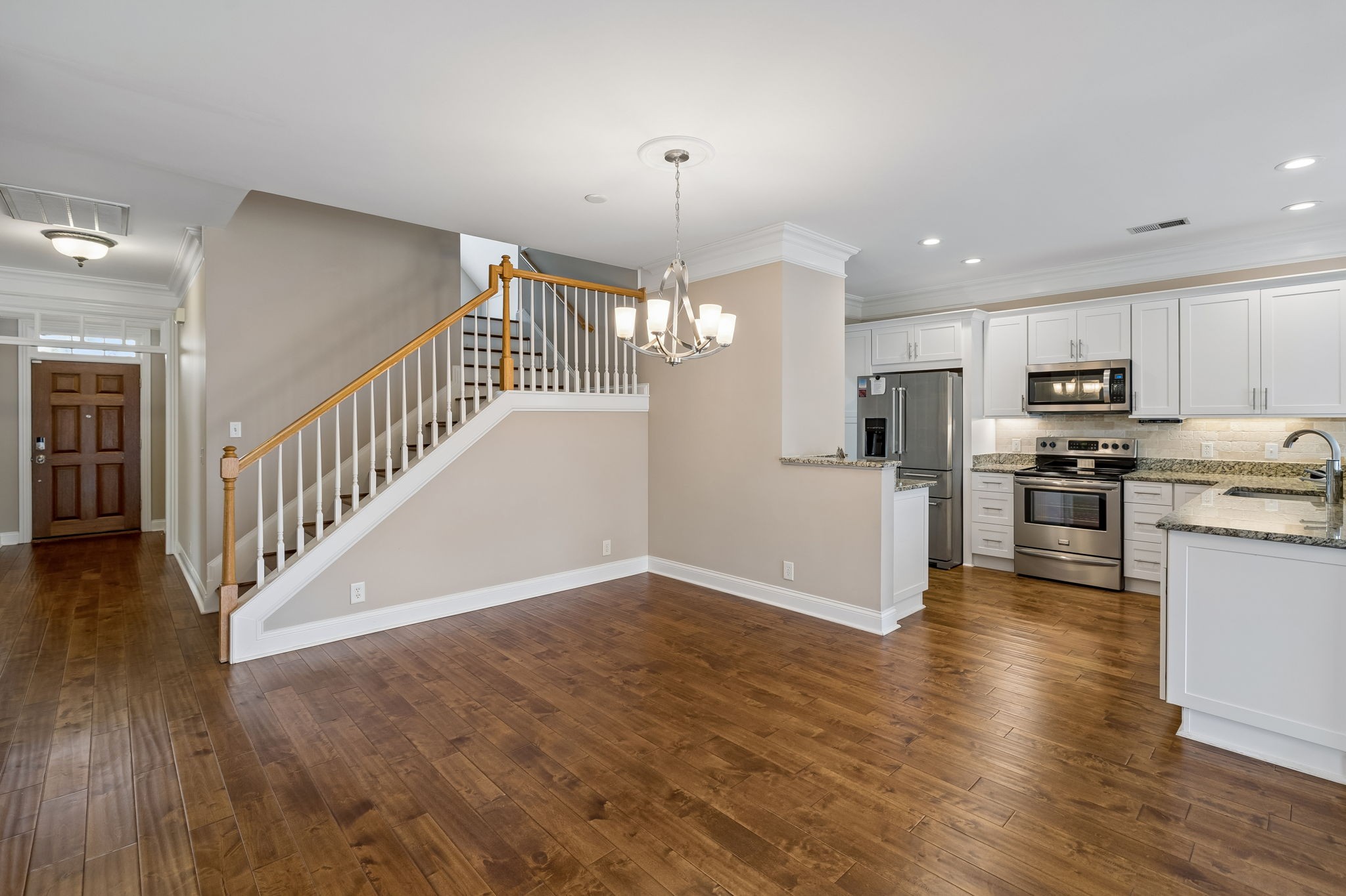 1075 Isaac Franklin Dr