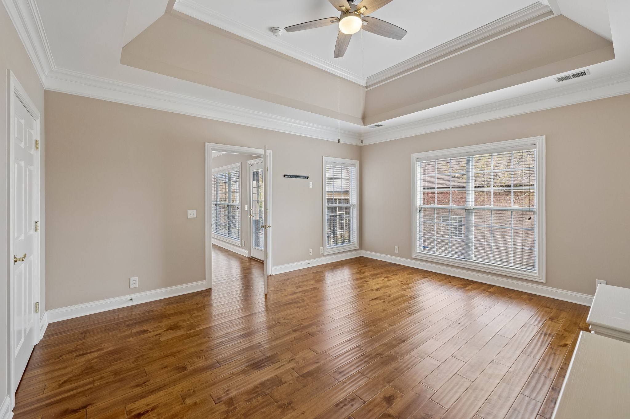 1075 Isaac Franklin Dr