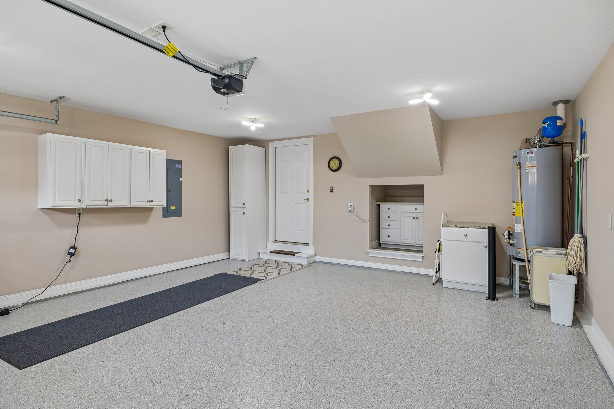 1075 Isaac Franklin Dr