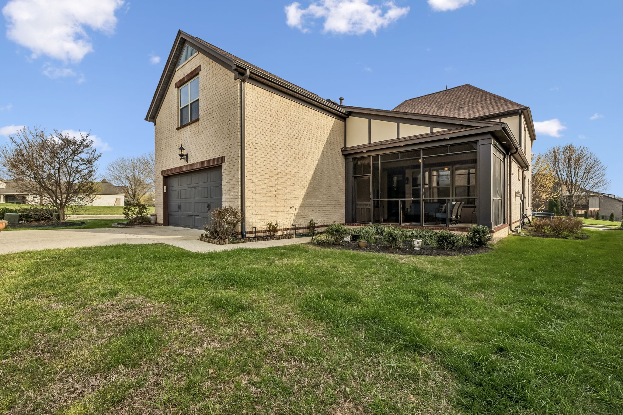 1638 Kelvington Blvd