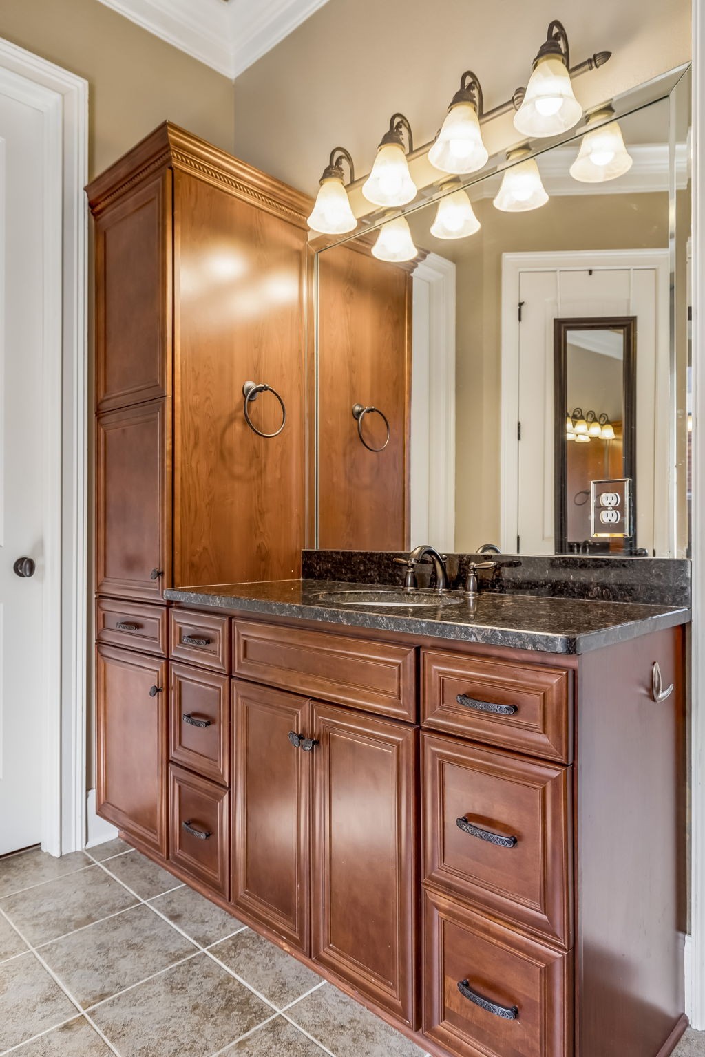 1638 Kelvington Blvd