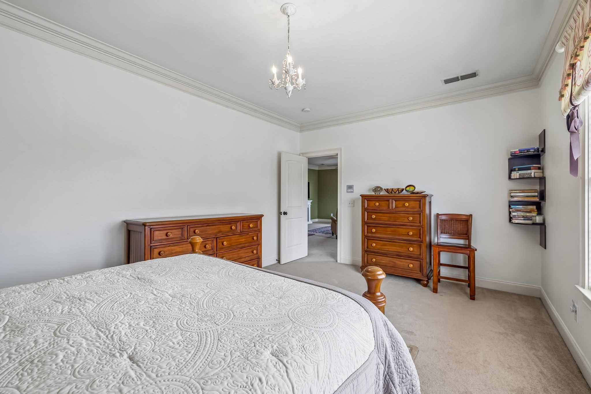 1638 Kelvington Blvd