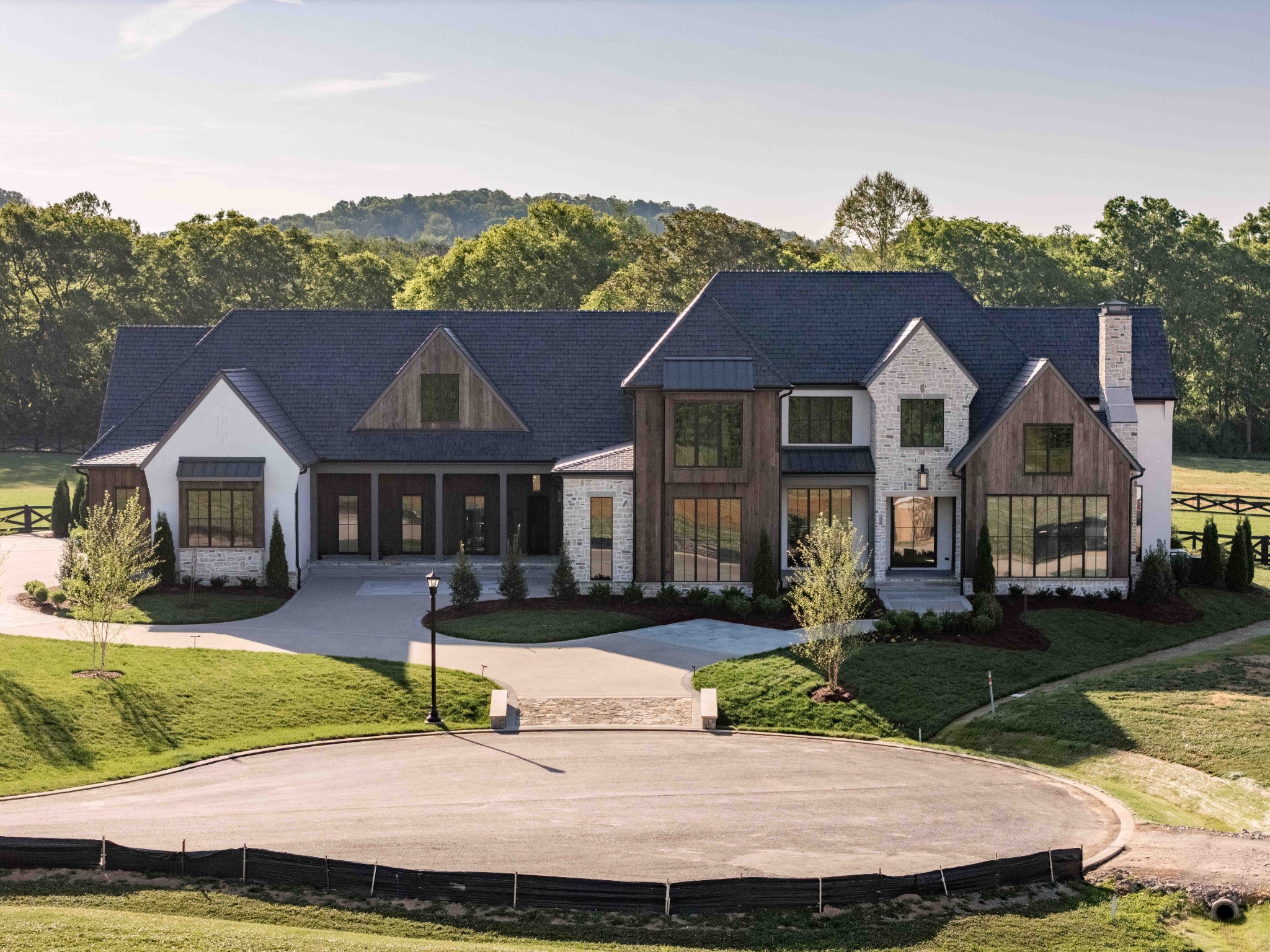 1522 Lurah Ln