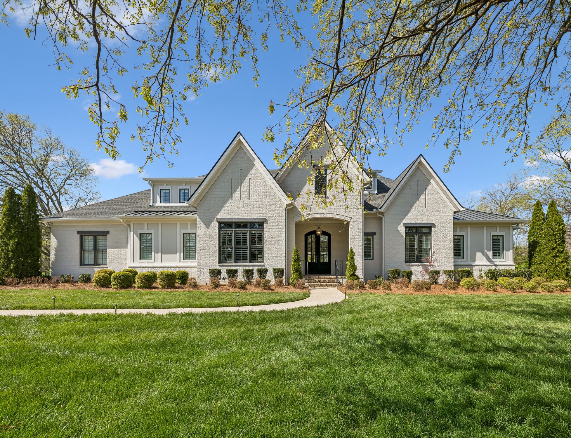 403 Cornwall Dr