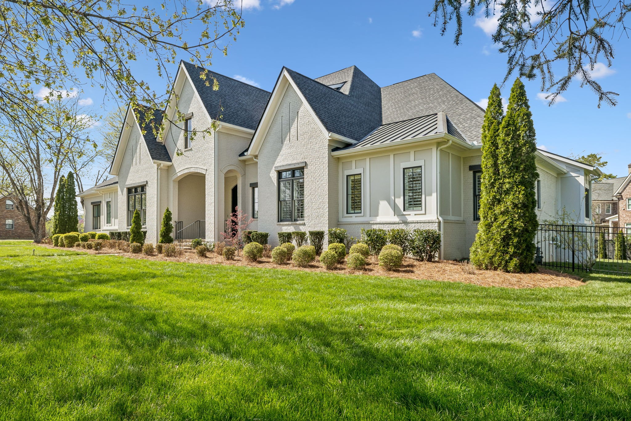 403 Cornwall Dr