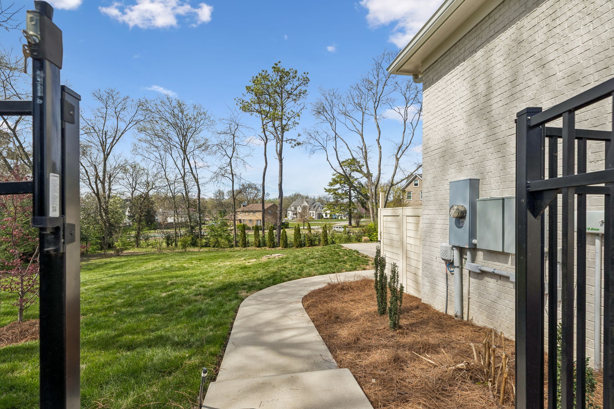 403 Cornwall Dr