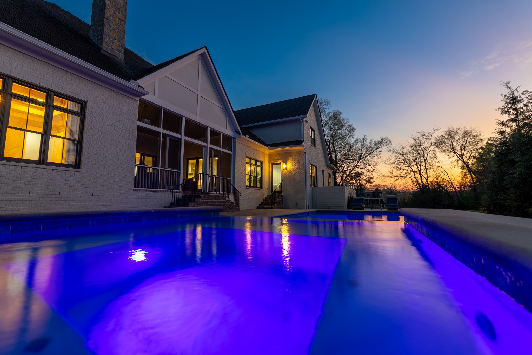 403 Cornwall Dr