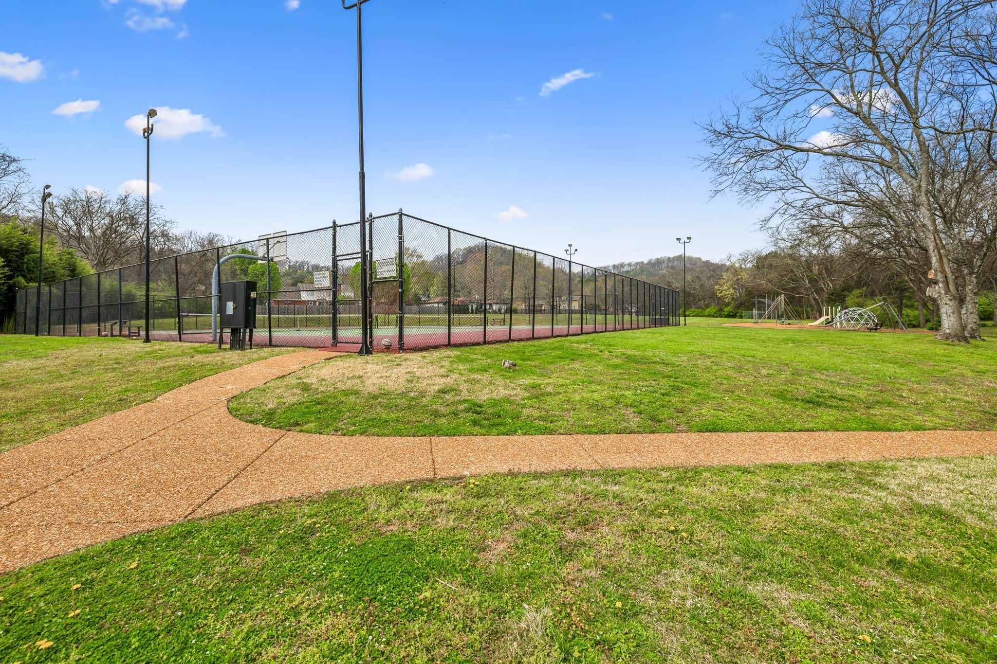 102 Foxborough Sq, W