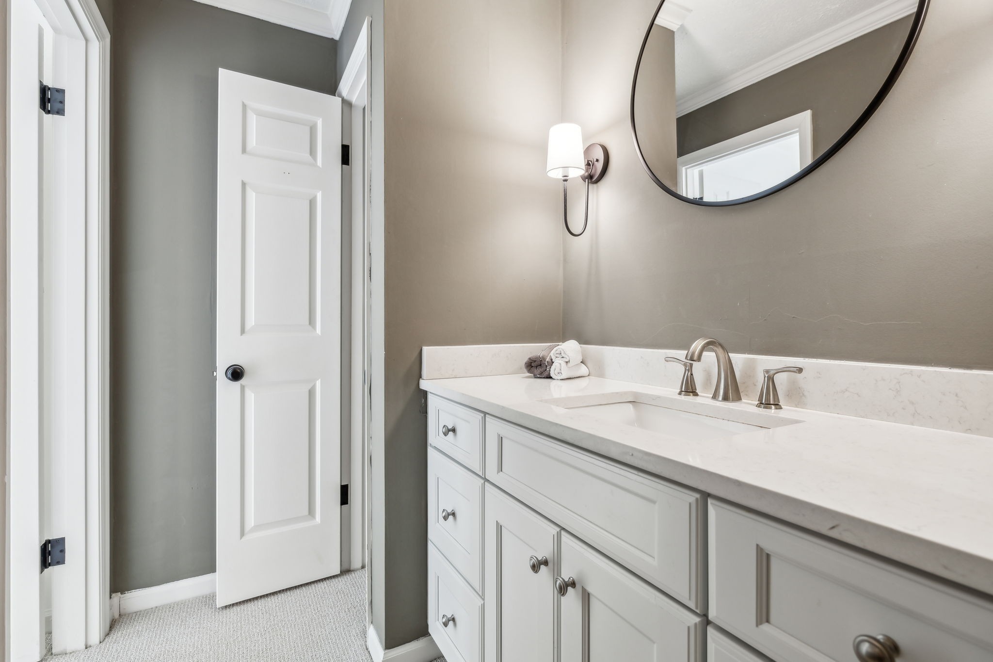 102 Foxborough Sq, W