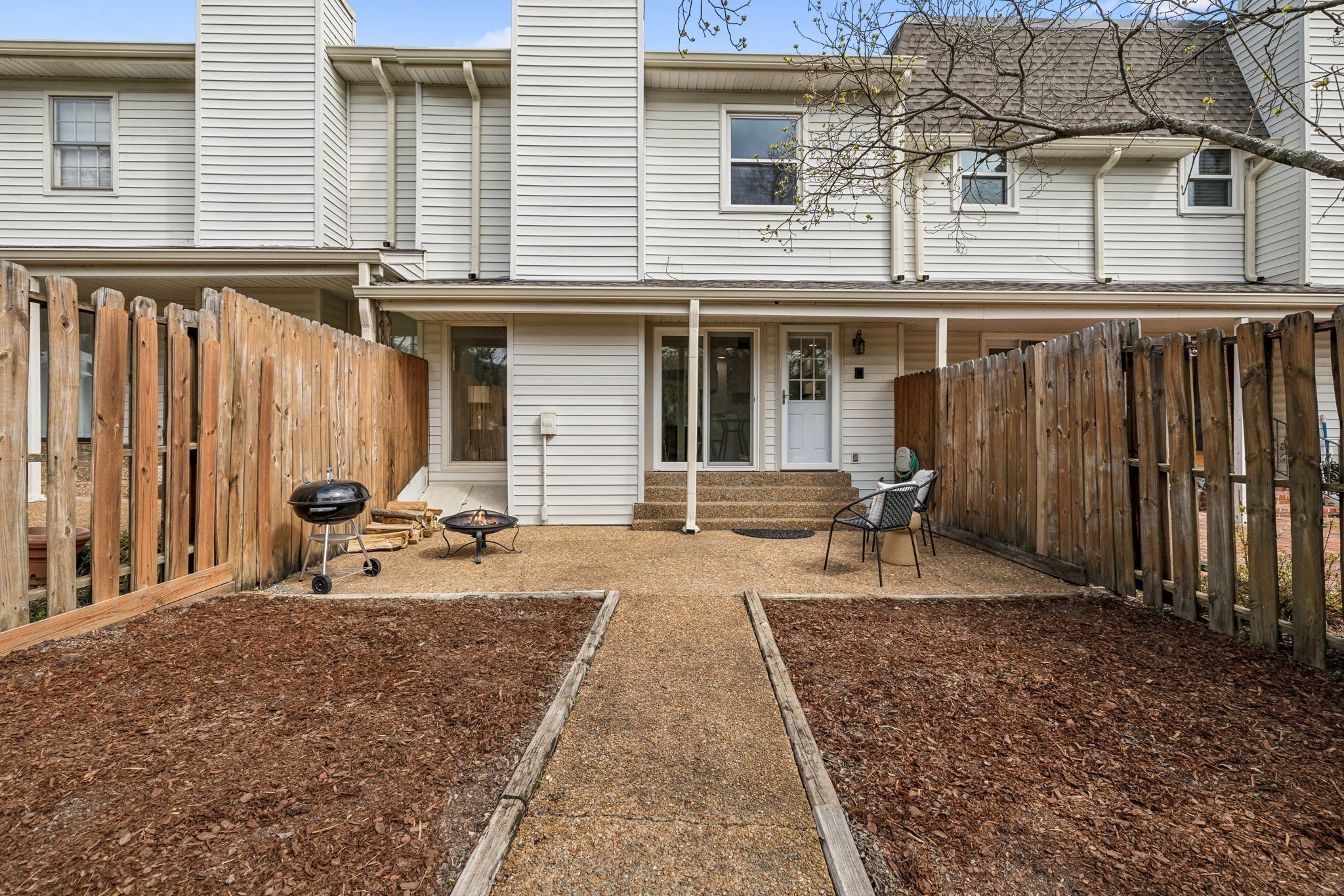 102 Foxborough Sq, W