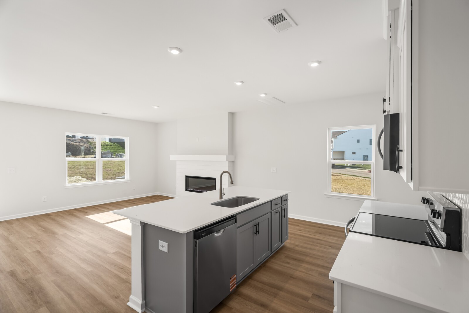 2128 Cheltenham Place