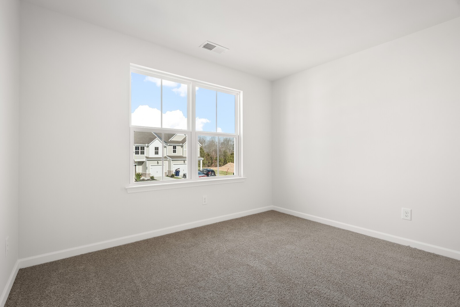 2128 Cheltenham Place