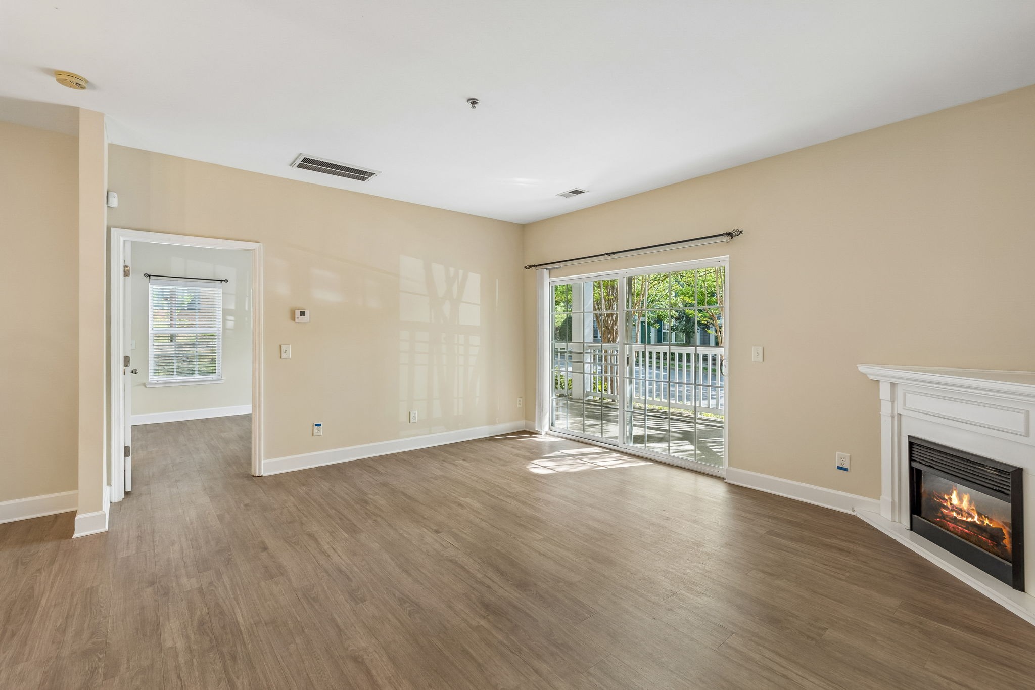 7005 Lenox Village Dr Unit: 2