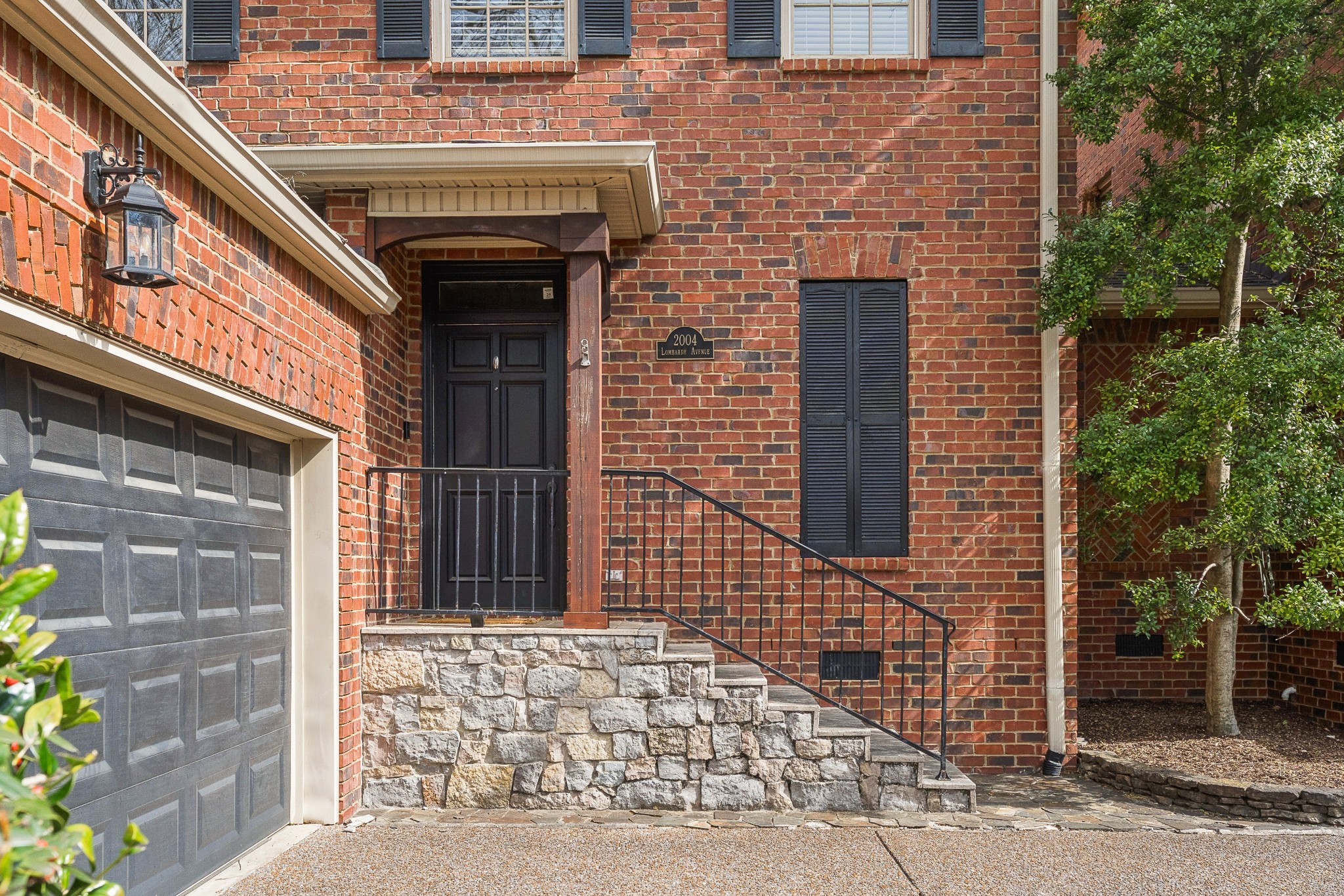 2004 Lombardy Ave