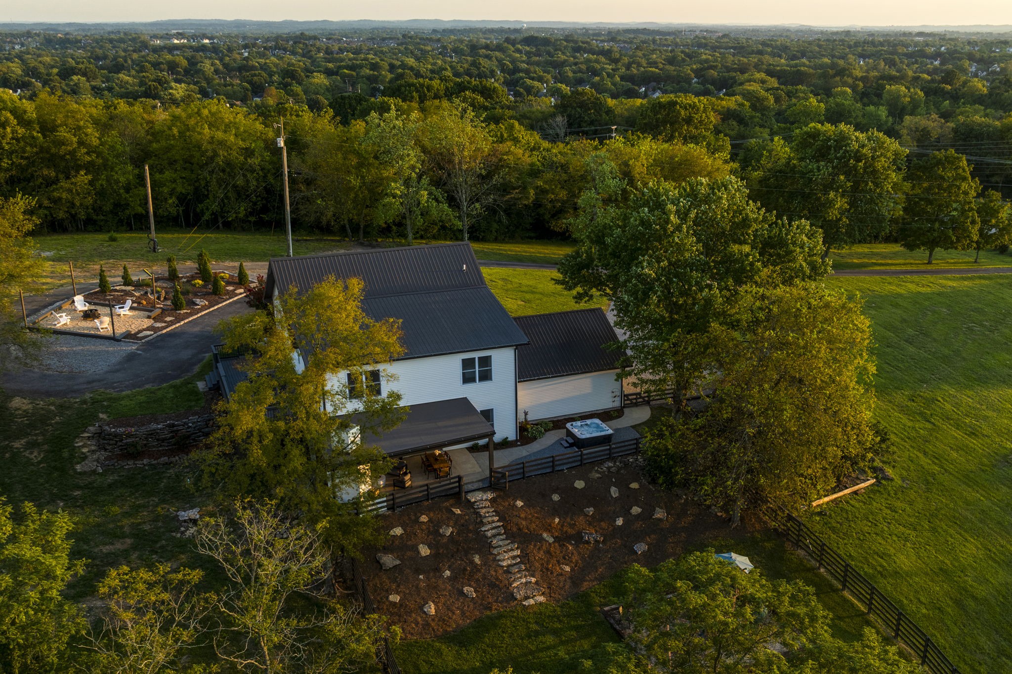 2700 Clayton Arnold Rd