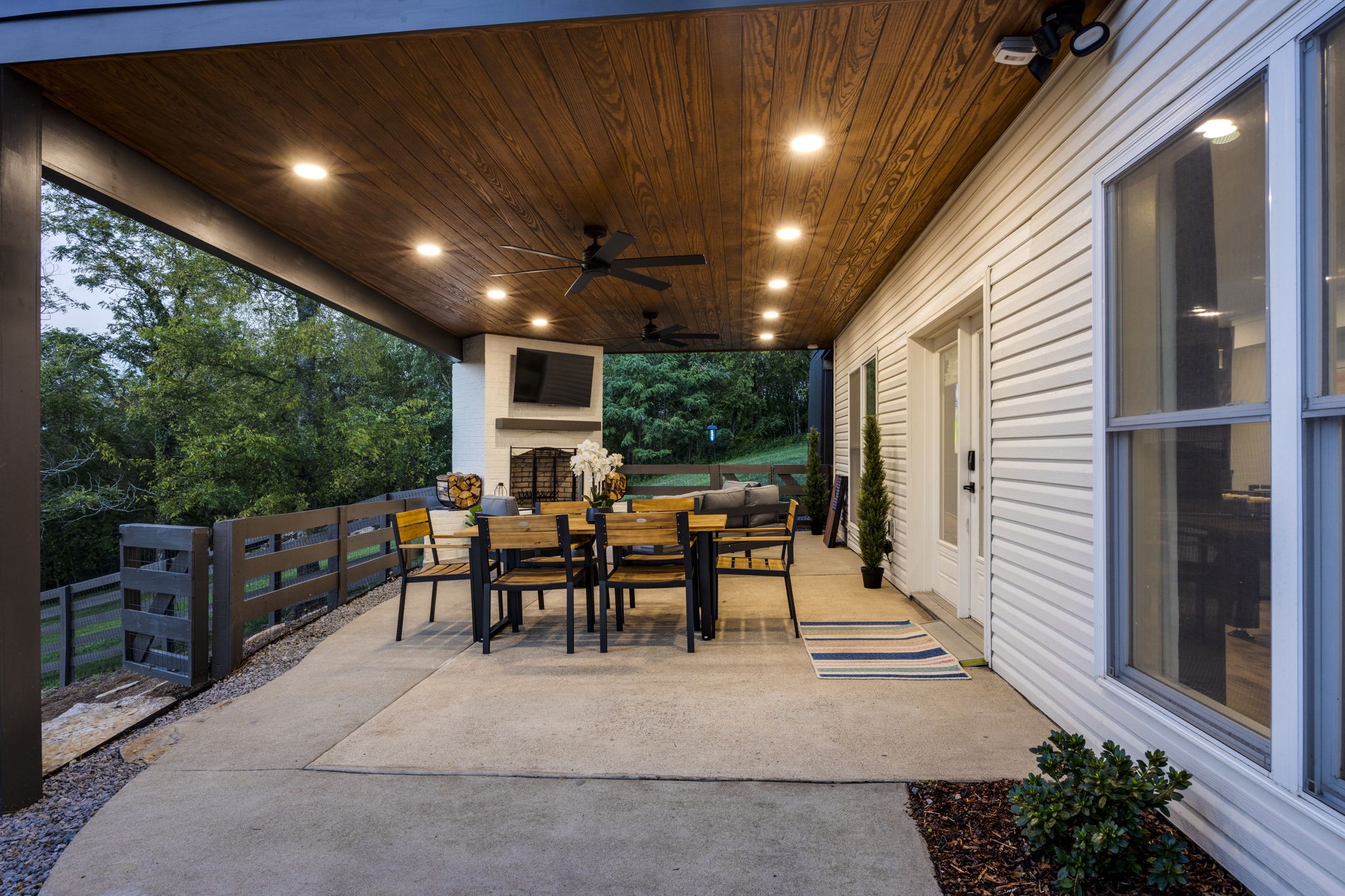 2700 Clayton Arnold Rd