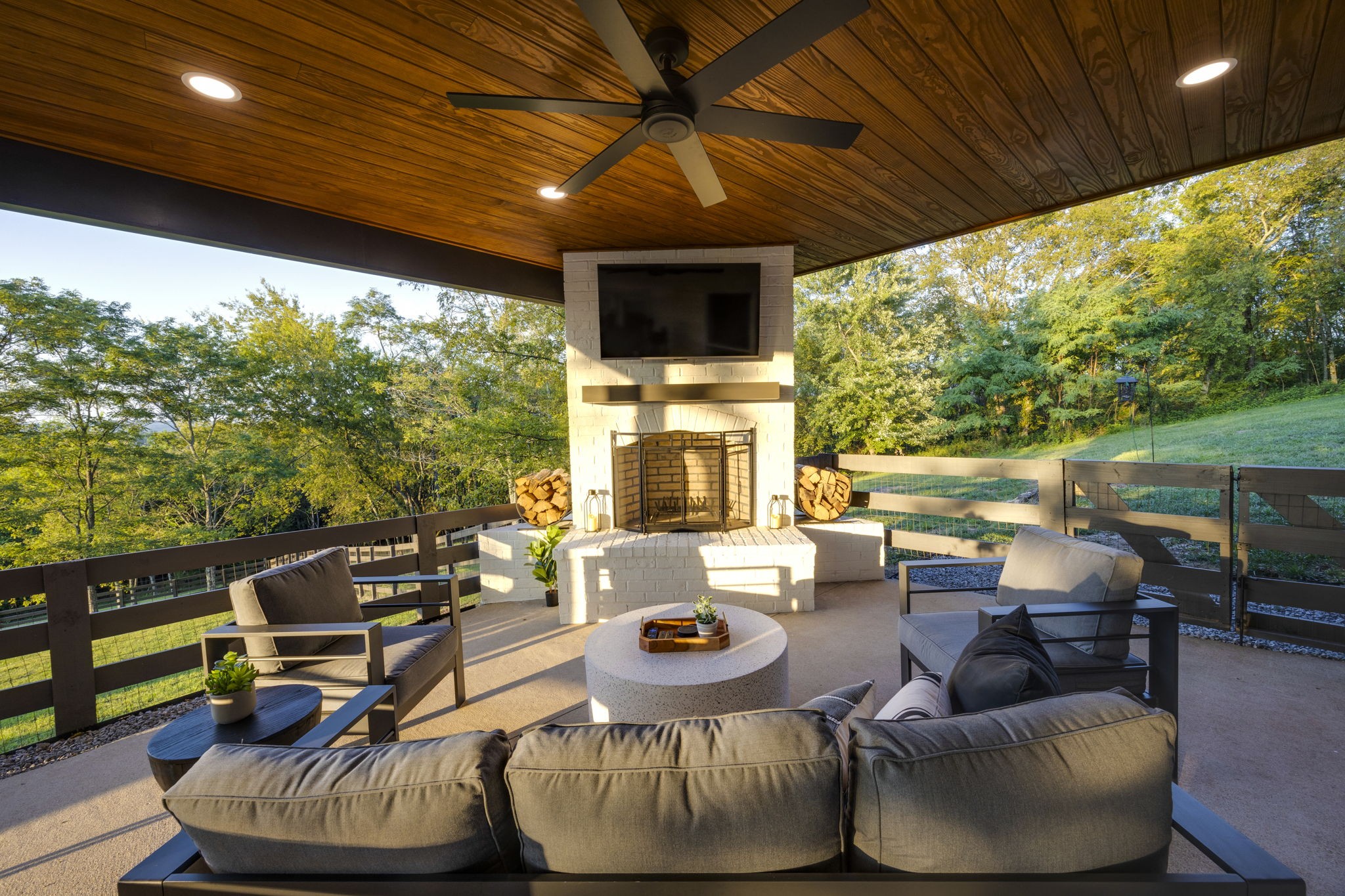 2700 Clayton Arnold Rd