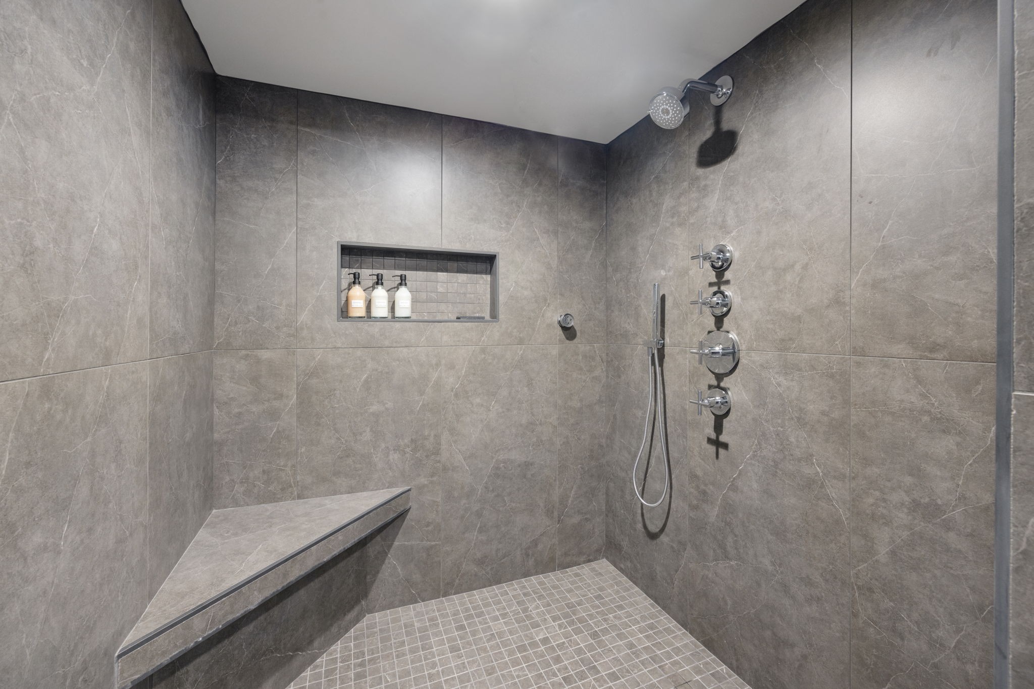 2700 Clayton Arnold Rd