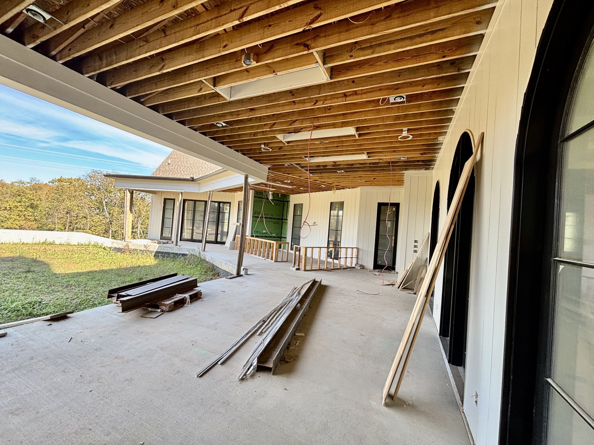 8102 Turning Point Dr