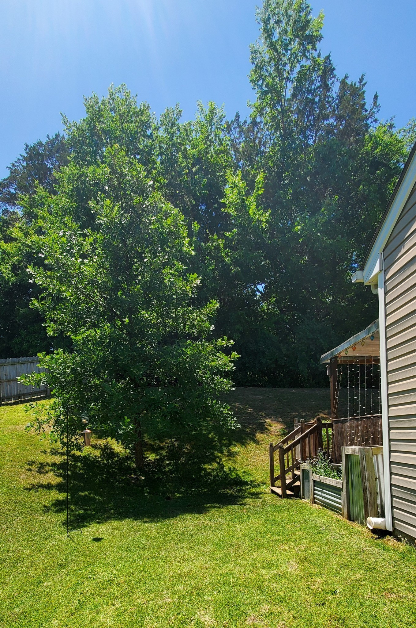 7002 Crestview Cv