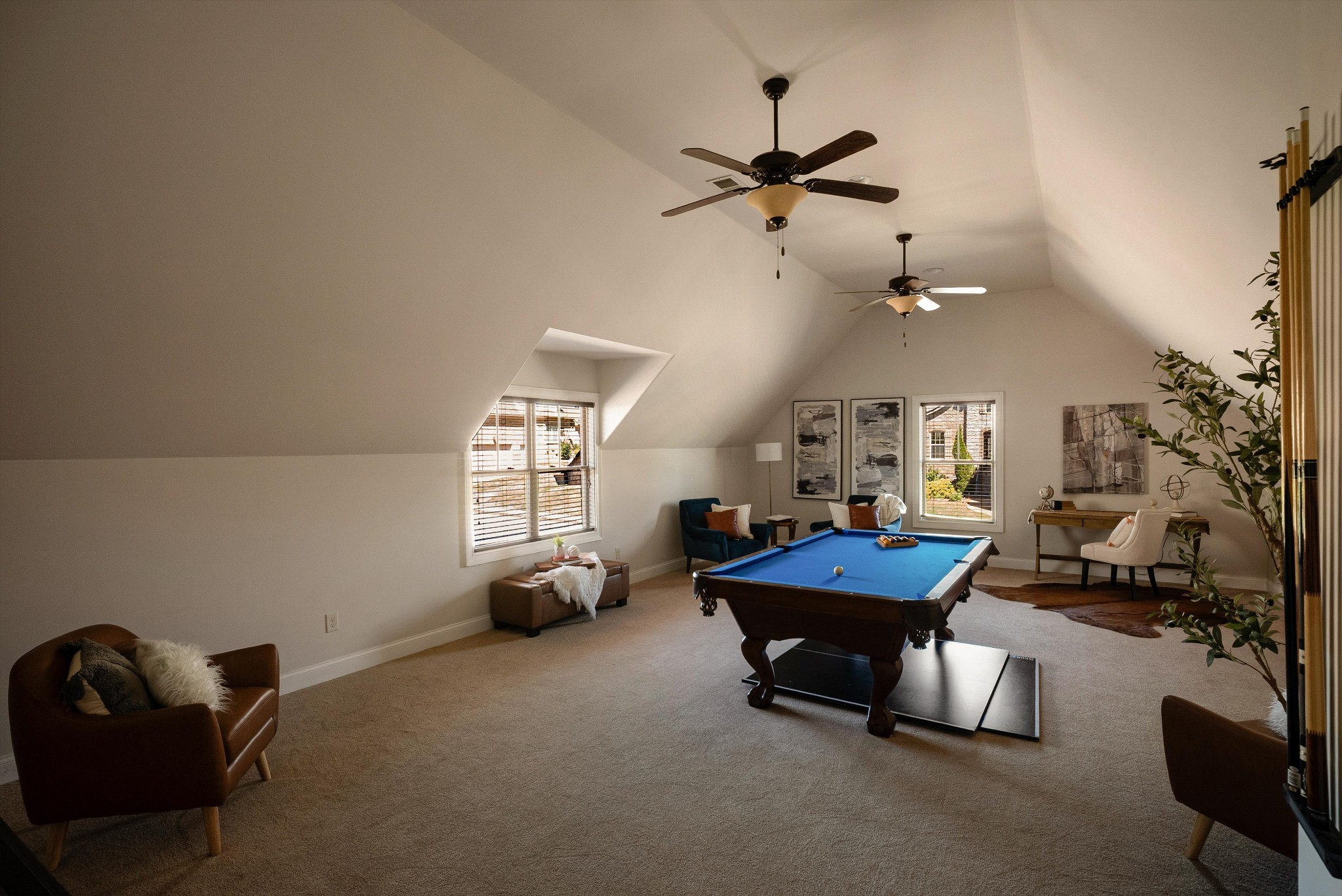 1058 Alice Springs Cir