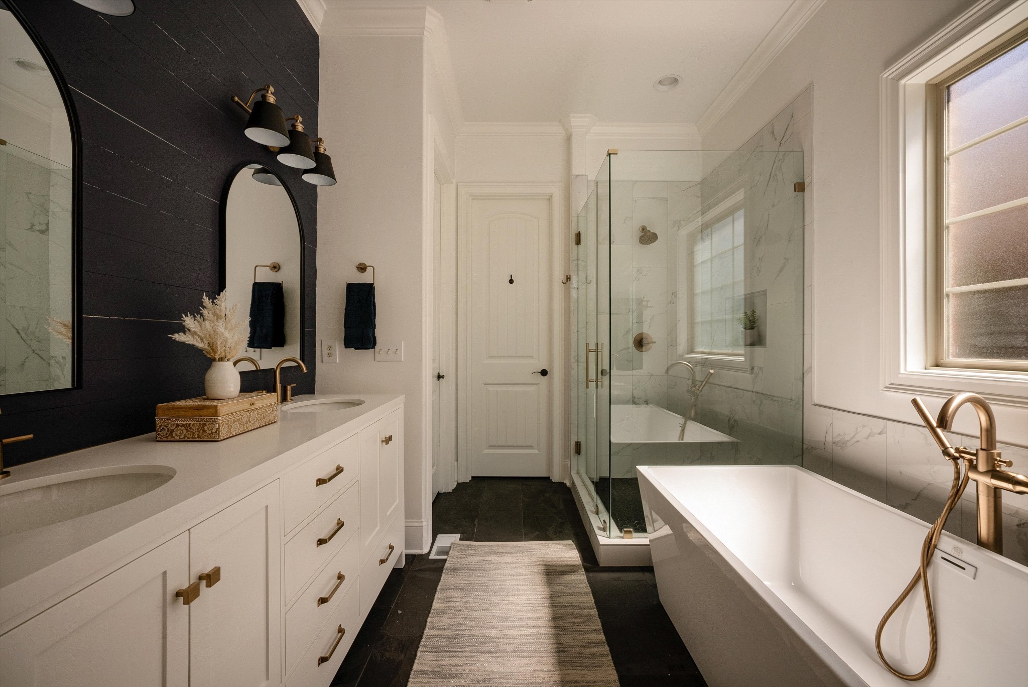 1058 Alice Springs Cir