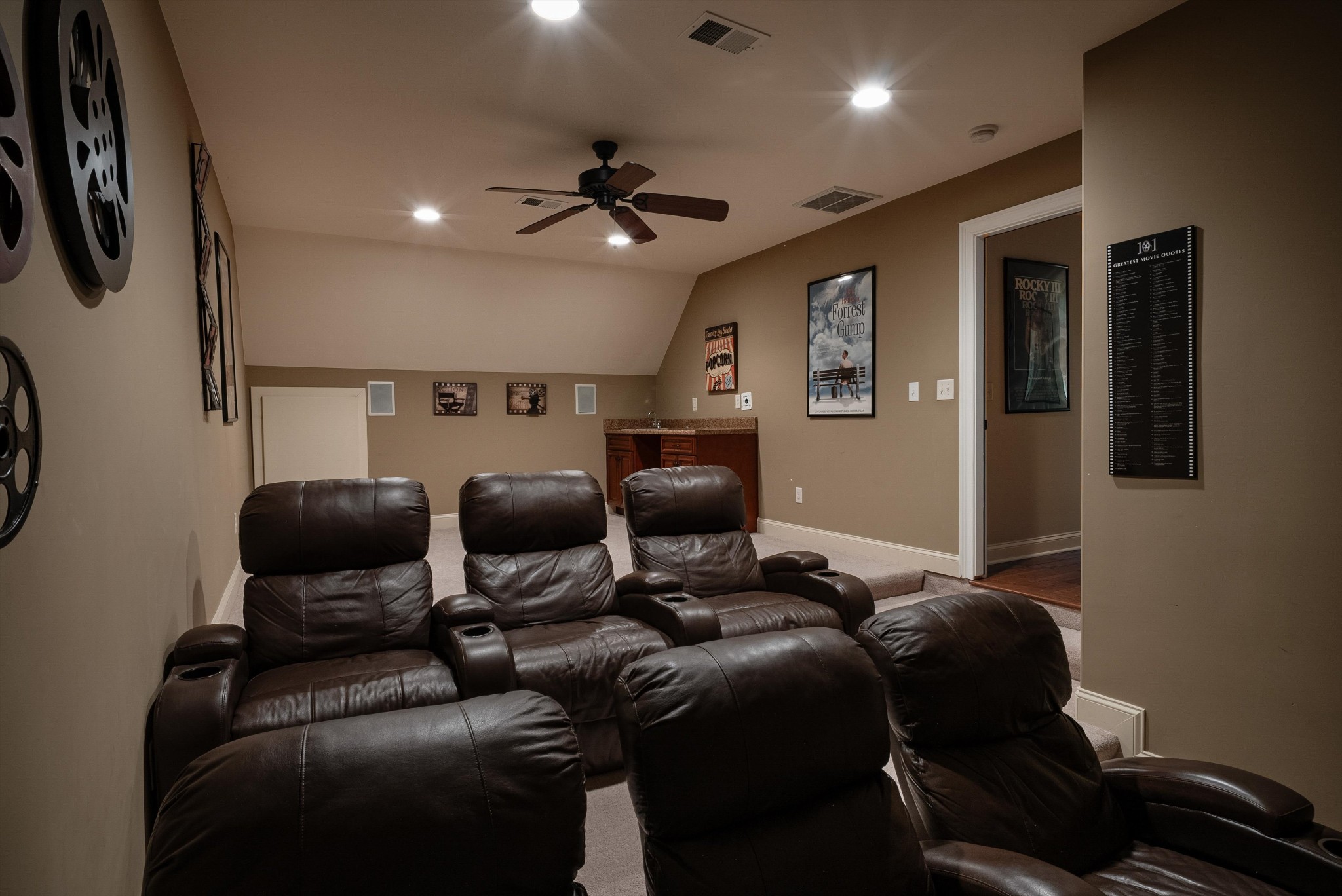 1058 Alice Springs Cir