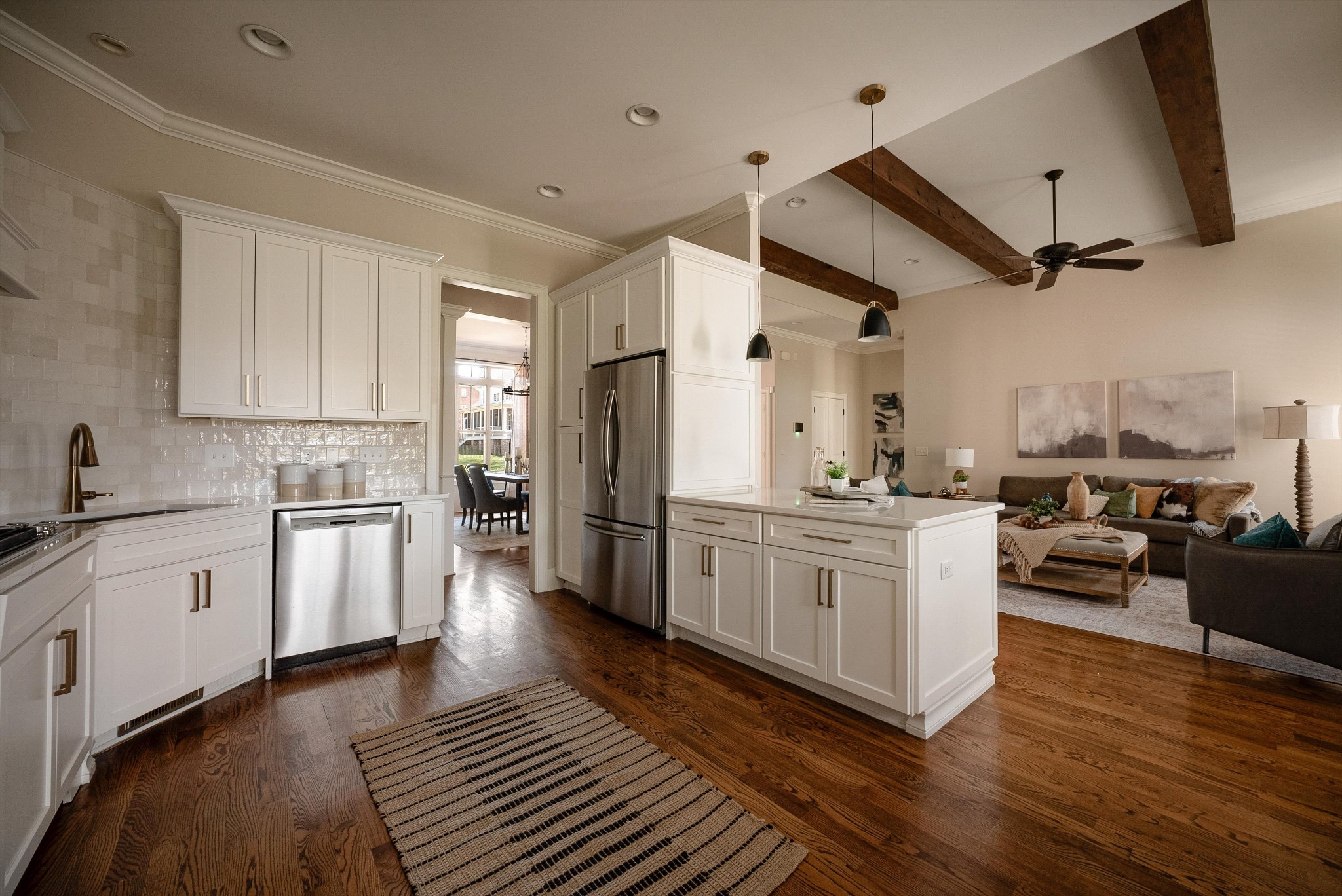 1058 Alice Springs Cir