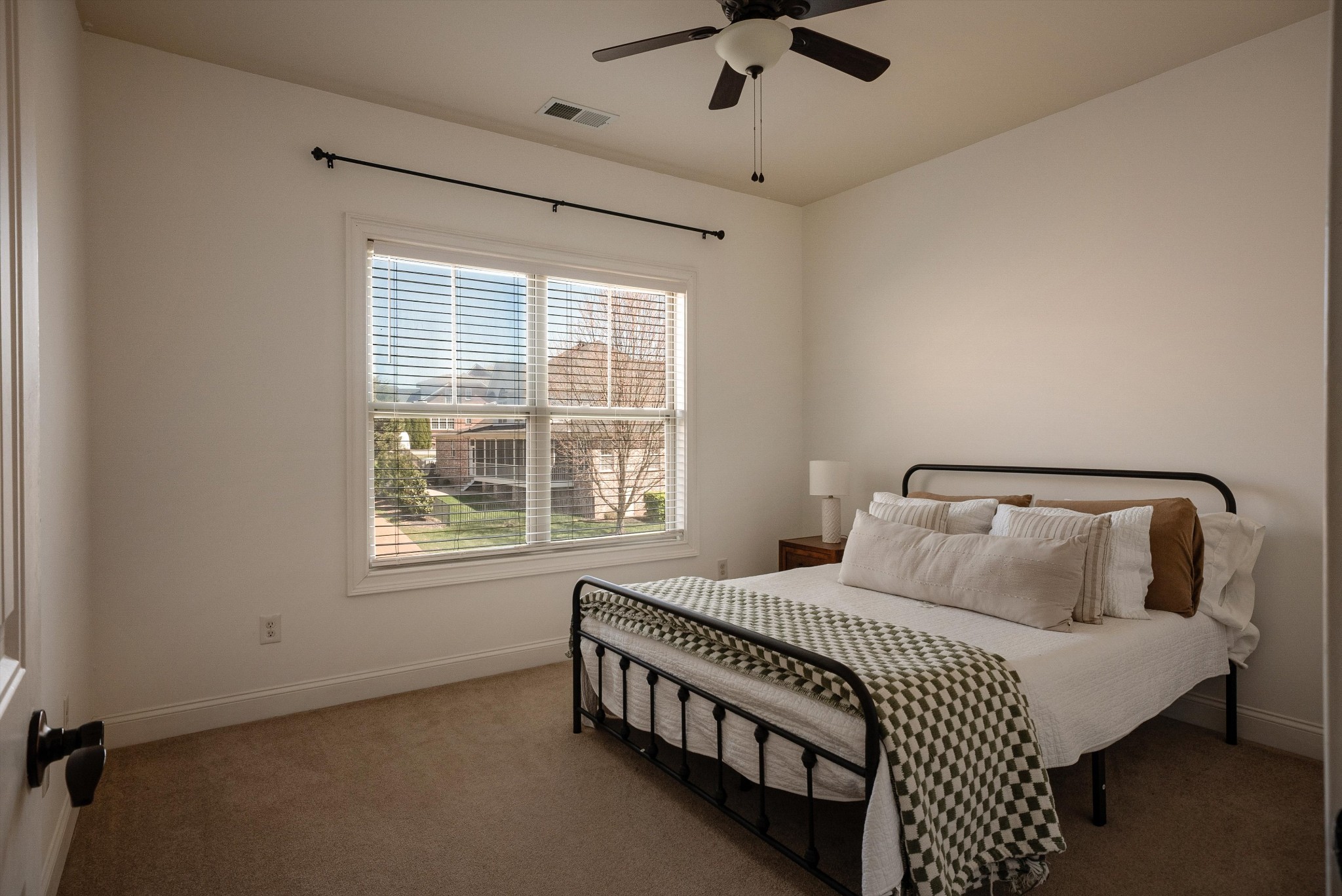 1058 Alice Springs Cir