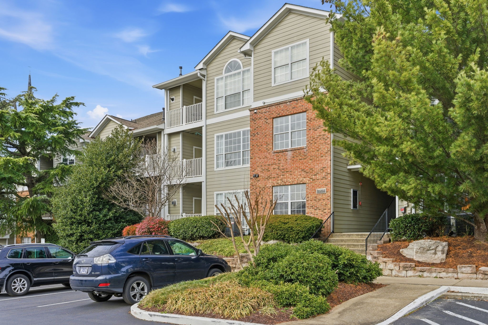 2025 Woodmont Blvd Unit: 227
