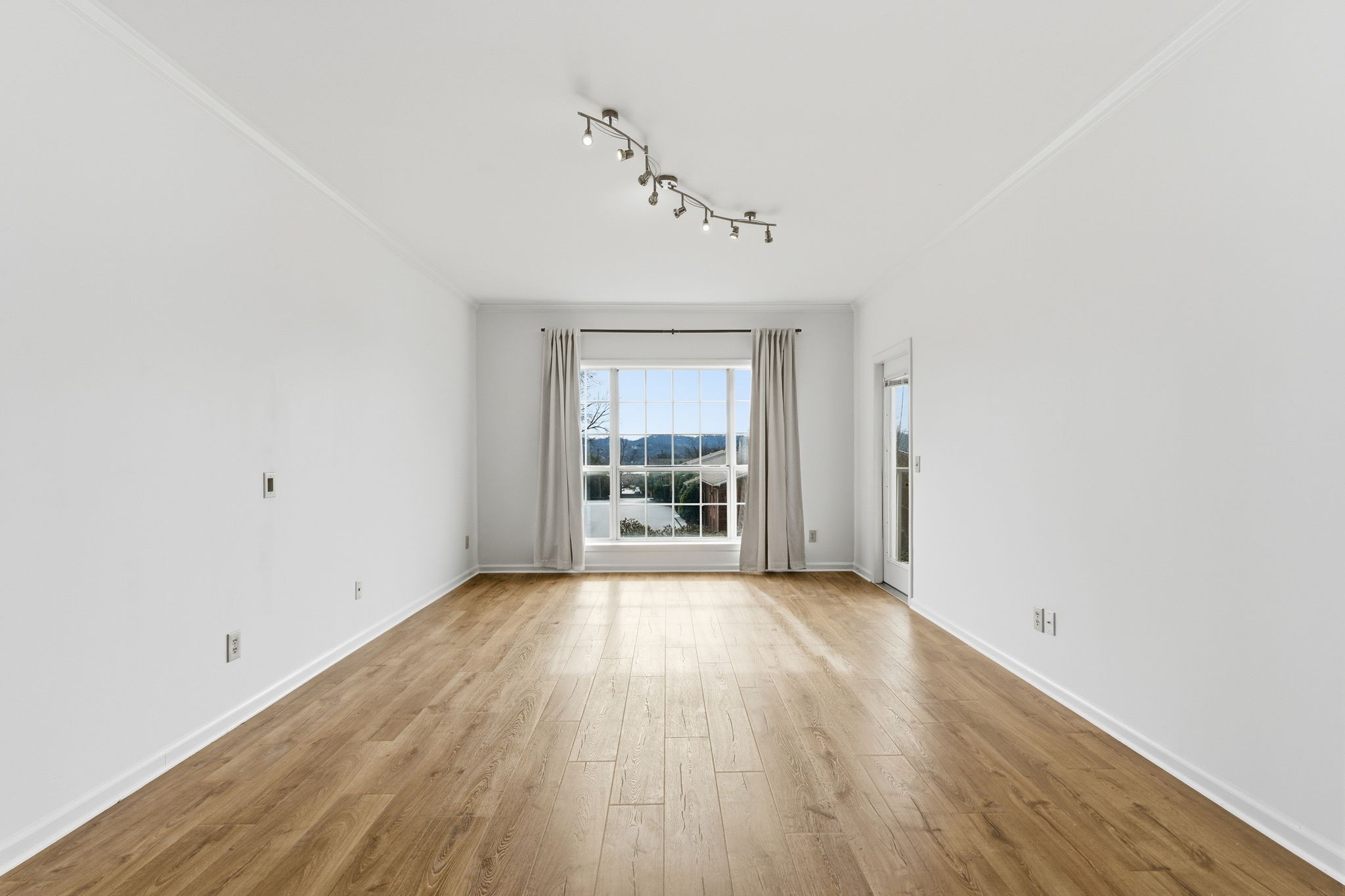 2025 Woodmont Blvd Unit: 227