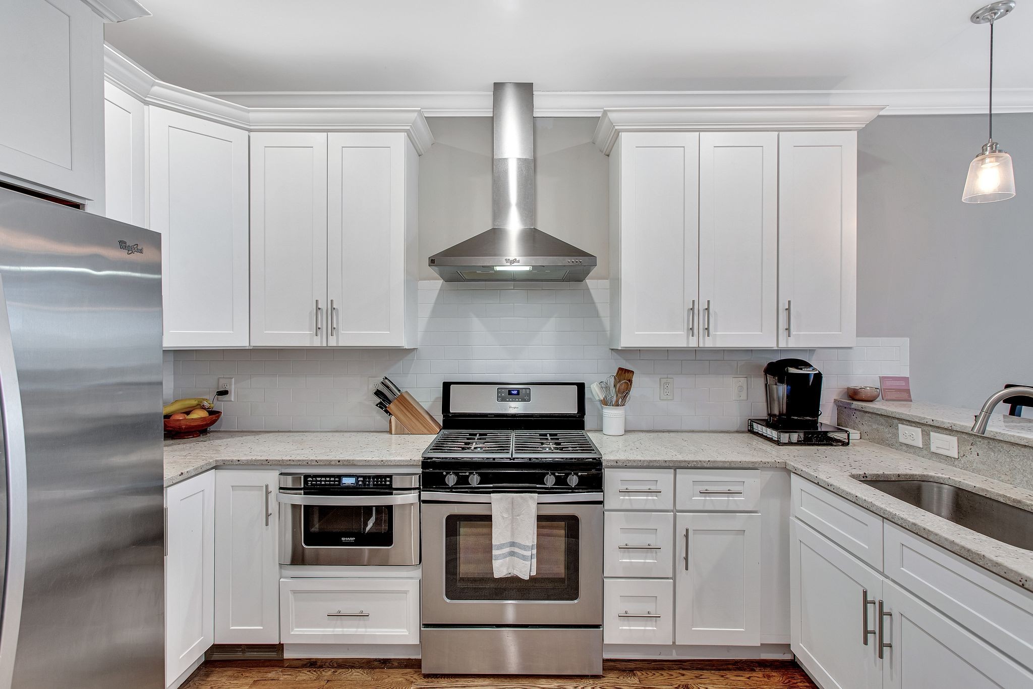 6214 California Ave Unit: A