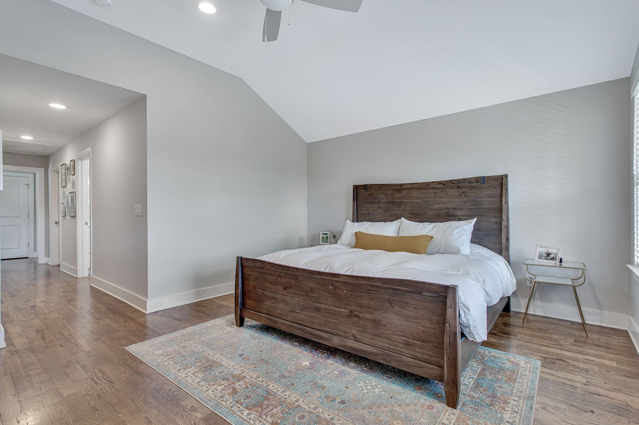 6214 California Ave Unit: A