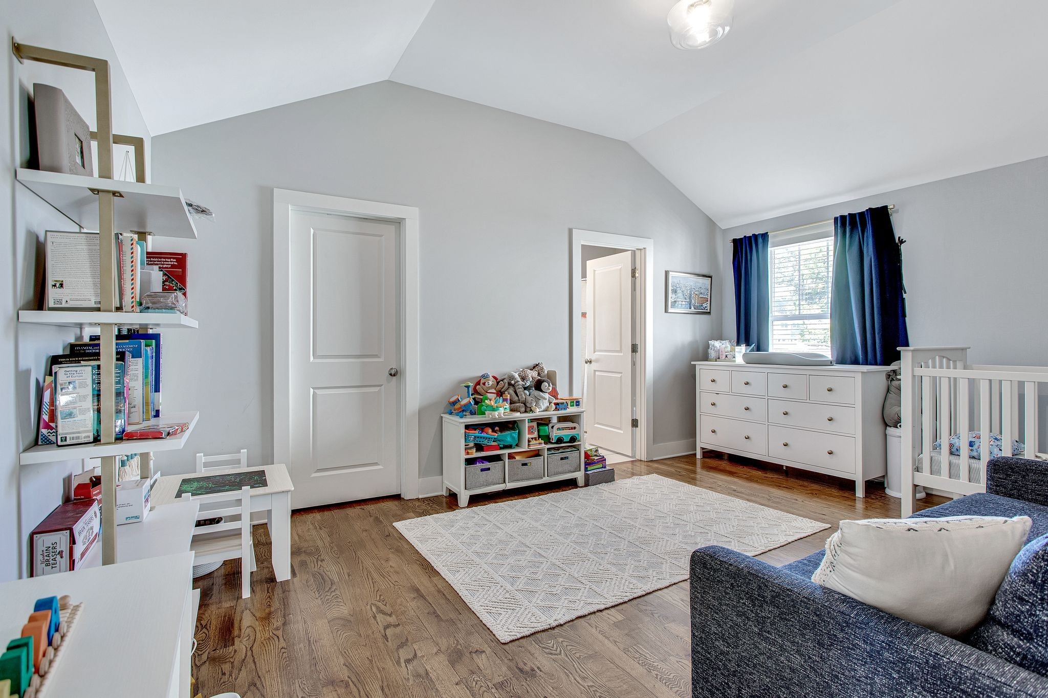 6214 California Ave Unit: A